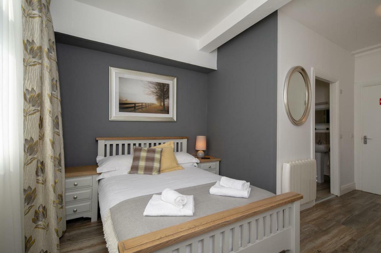 Hotel The Square Townhouse Fermoy Exterior foto